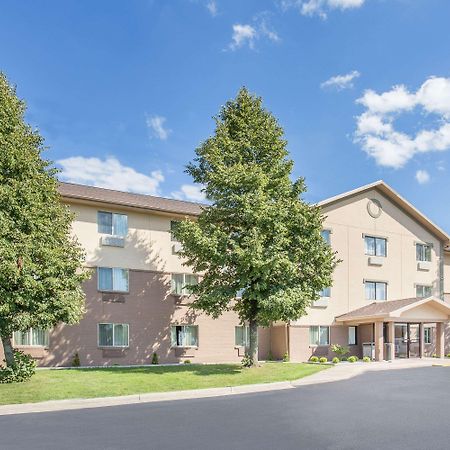 Hotel Baymont By Wyndham Holland Exterior foto
